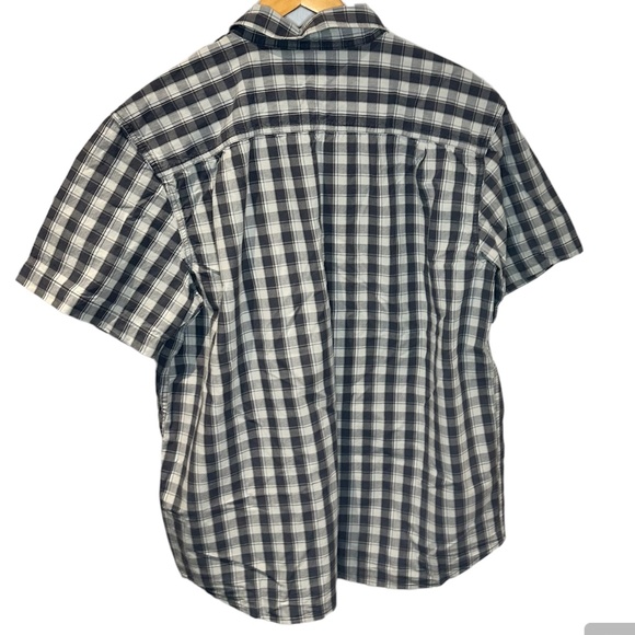 Carhartt Relaxed Fit 100% cotton Short Sleeve Button Up Plaid Top Size‎ XL - Picture 2 of 4